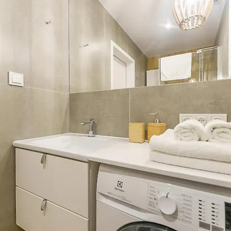 Ustronie 20 M Do Plazy 3*