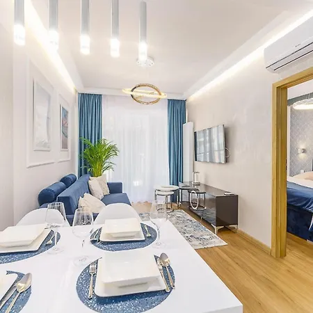 Aparthotel Ustronie 20 M Do Plazy