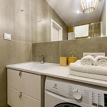 Ustronie 20 M Do Plazy Apart Otel