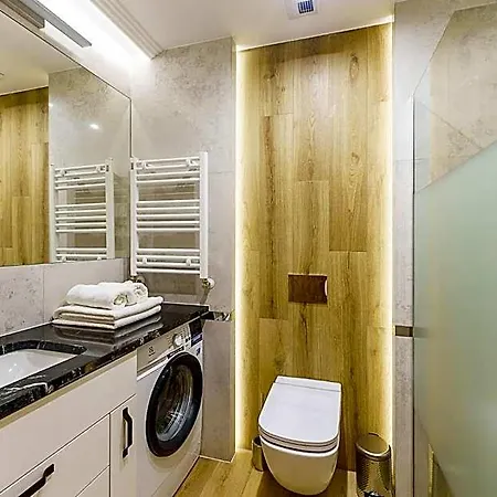 Apart Otel Ustronie 20 M Do Plazy