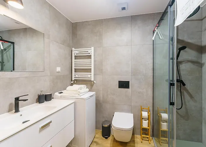 Ustronie 20 M Do Plazy Apartahotel