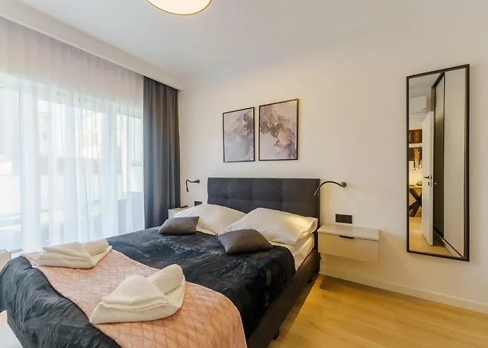 Ustronie 20 M Do Plazy Apartahotel